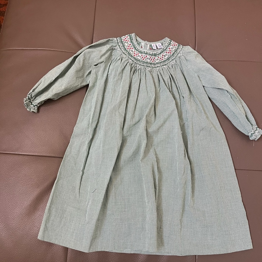 Girls Smocked Dress size 4